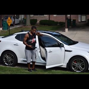 Meet your Posher, Julius a